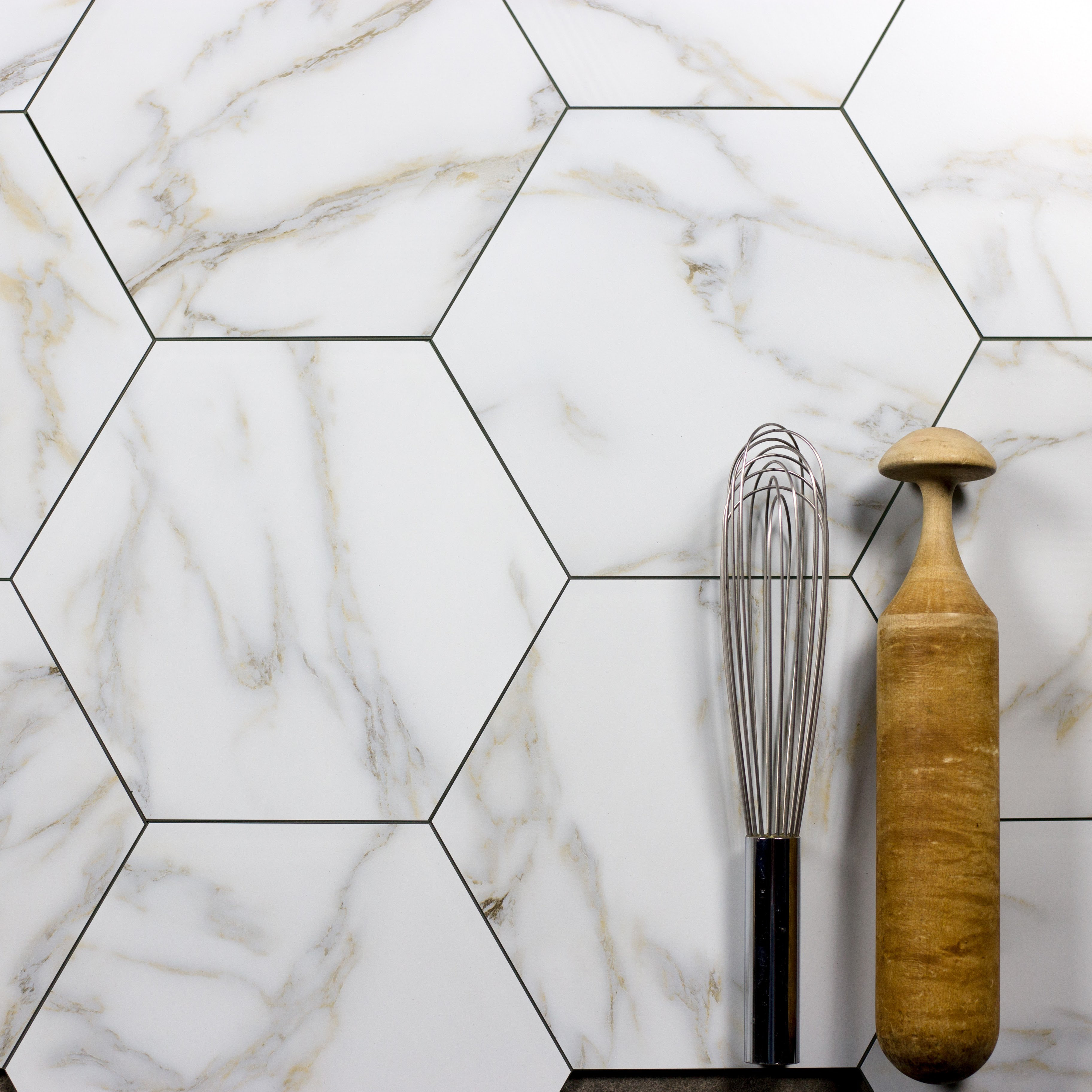 Abolos Nature Calacatta Gold 8 X 8 Glass Mosaic Tile Wayfair - Abolos Nature Calacatta Gold 8 X 8 Glass Mosaic Tile Wayfair
