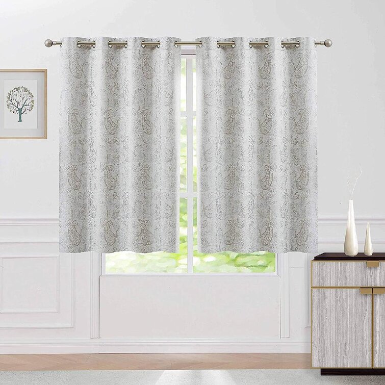 European Luxury Living Room Polyester Fiber Thick Blackout Curtain Panels 