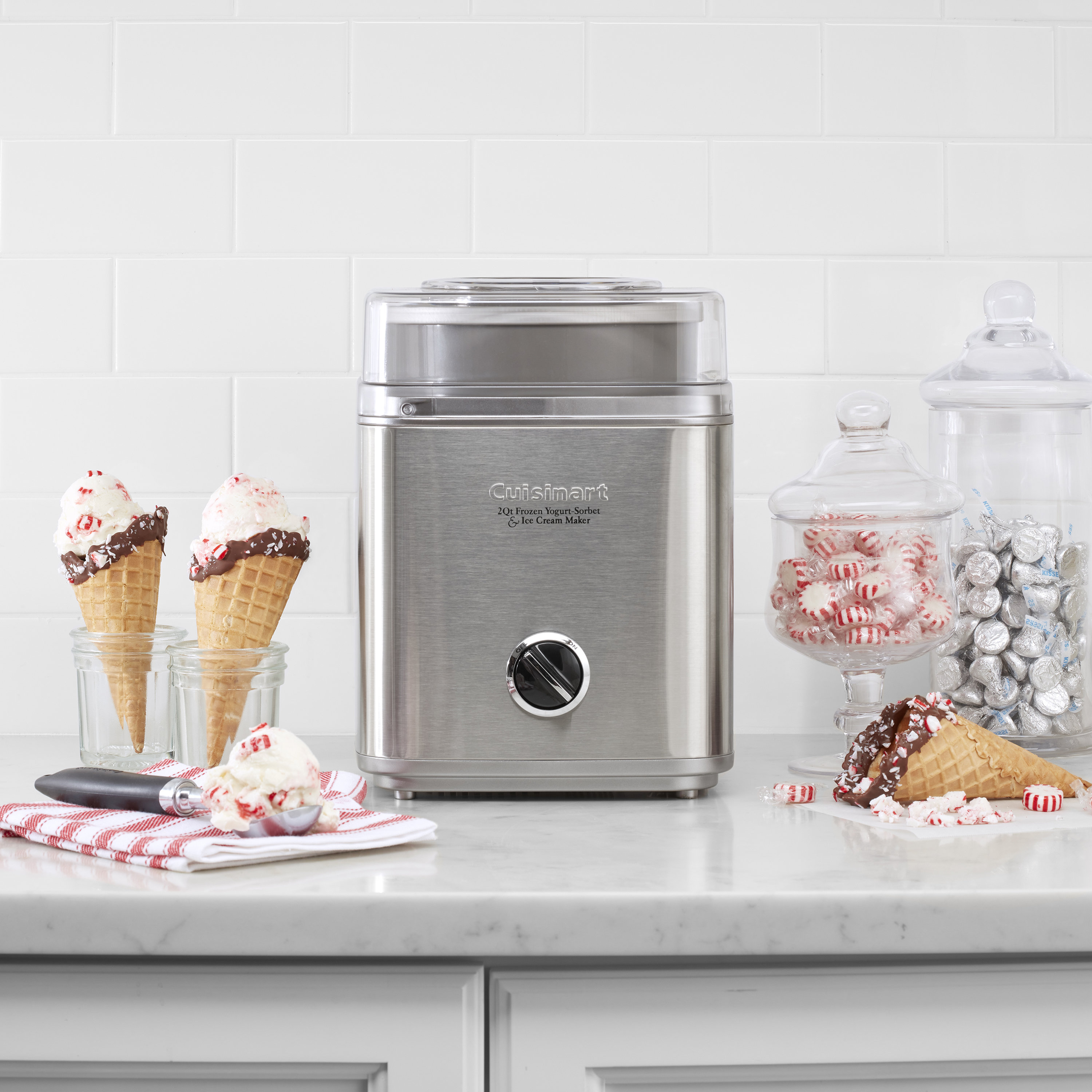 Cuisinart Pure Indulgence™ 2 Quart Frozen Yogurt-Sorbet & Ice Cream ...