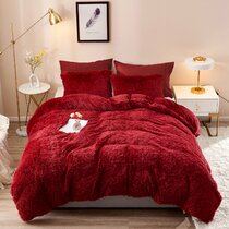 red velvet comforters