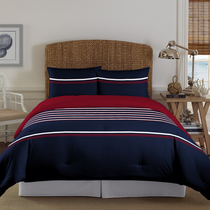 Mineola Reversible Comforter Set