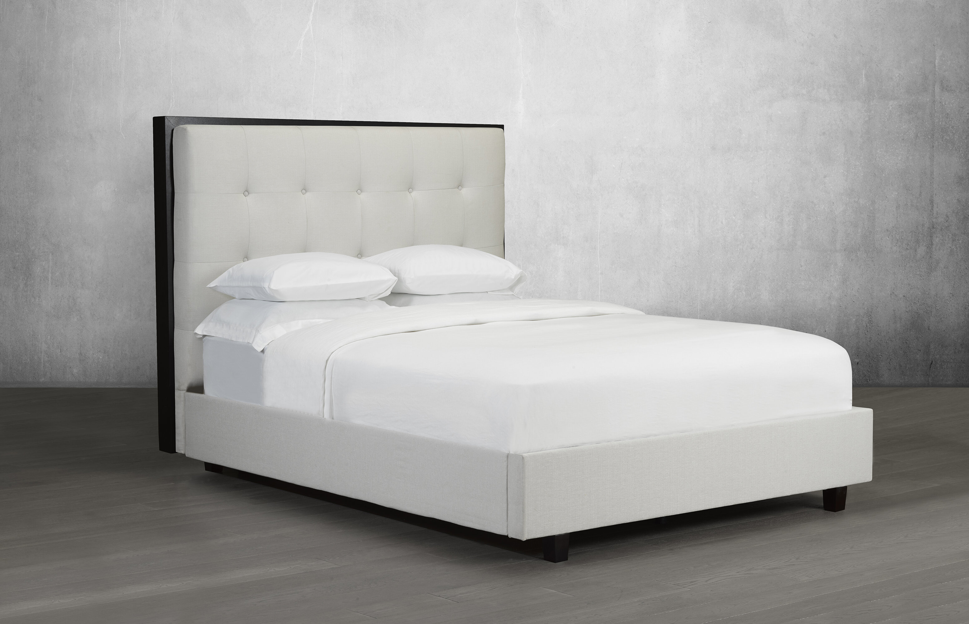 wanda platform queen bed with storage footboard