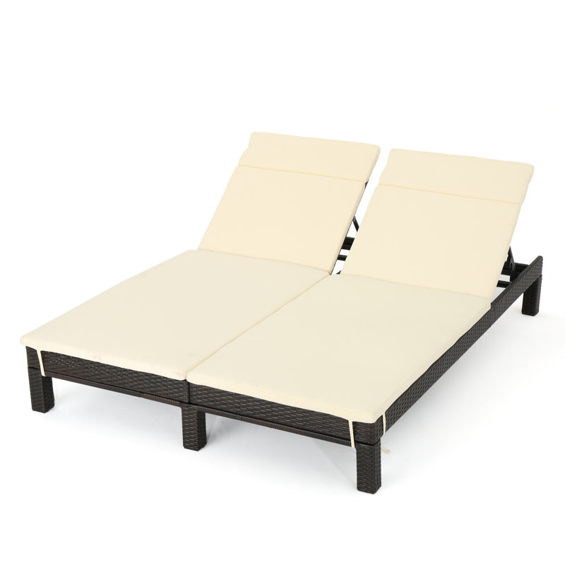 Belleview Wicker Double Reclining Chaise Lounge With Cushion