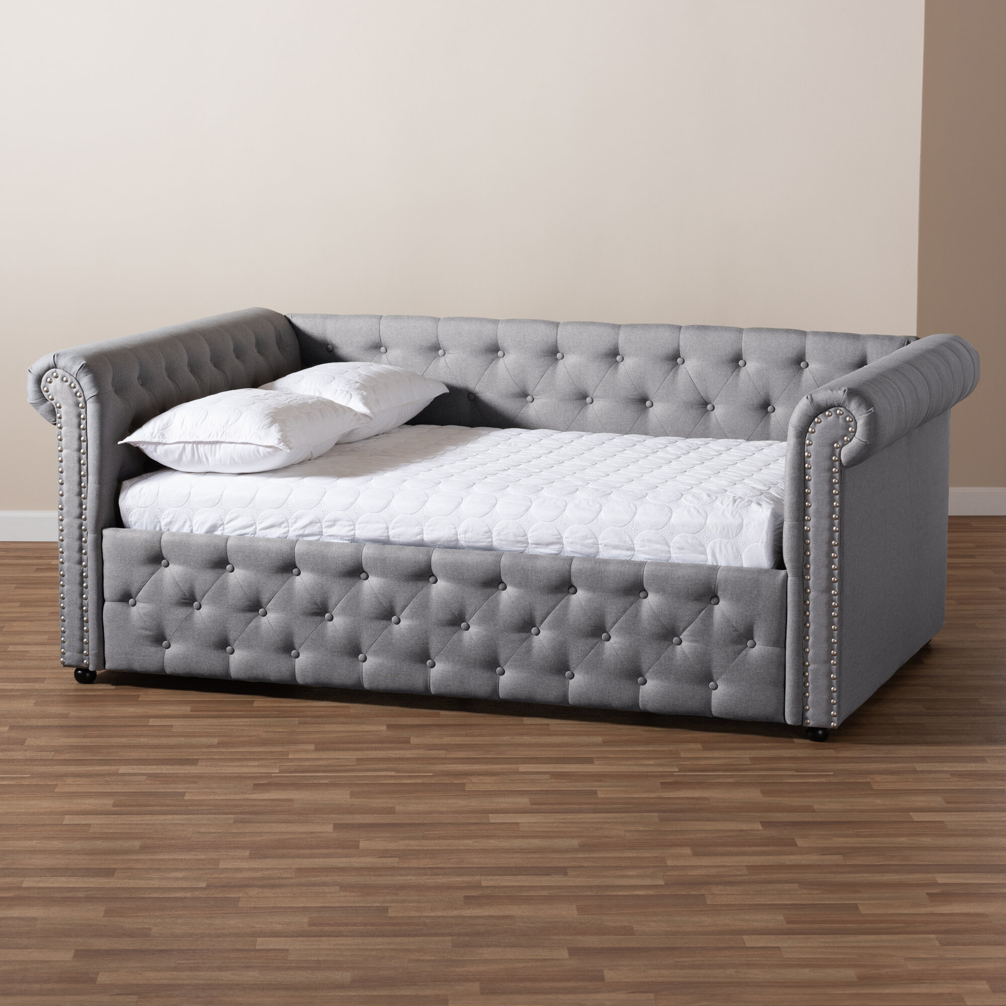 Мебель плюс отзывы женщин. Кровать Annika Upholstered Daybed with Trundle.