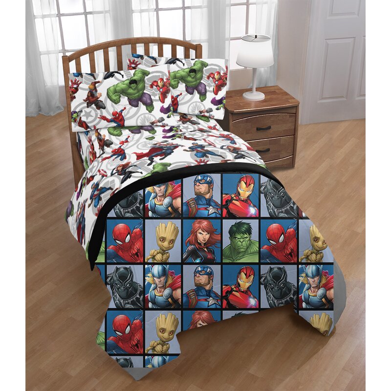 Overwatch Marvel Avengers Team Single Reversible Comforter