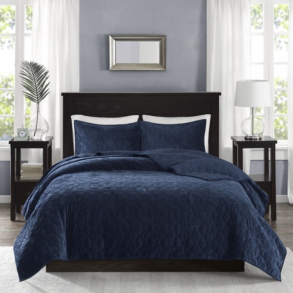 Modern & Contemporary Queen Fitted Bedspreads | AllModern