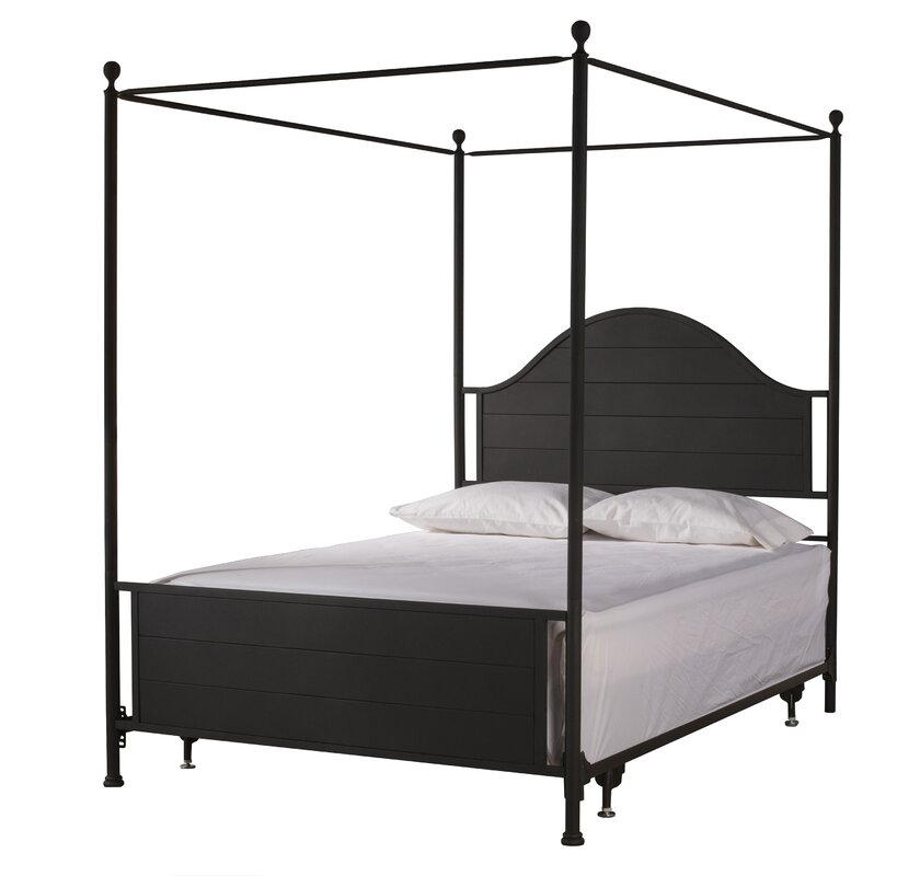 Eglantier Canopy Bed