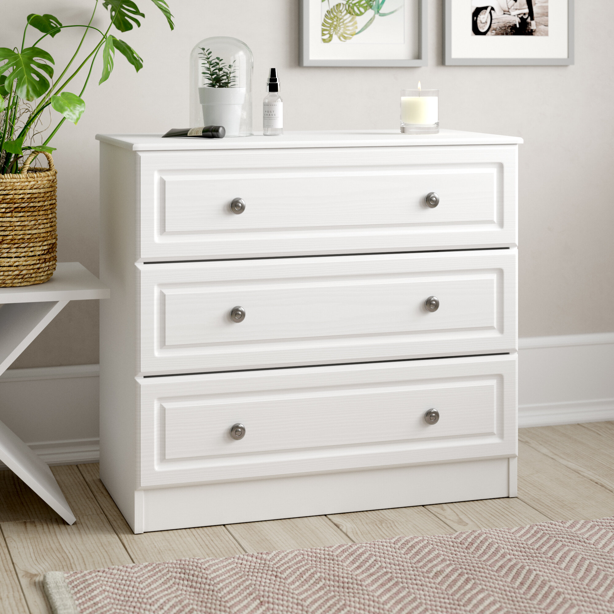 Hampshire White textured bedroom furniture