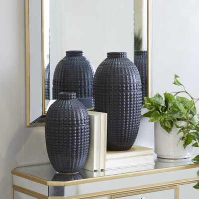Holly Stoneware Table Vase Set