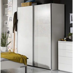 Schwebetürenschrank von ClearAmbient