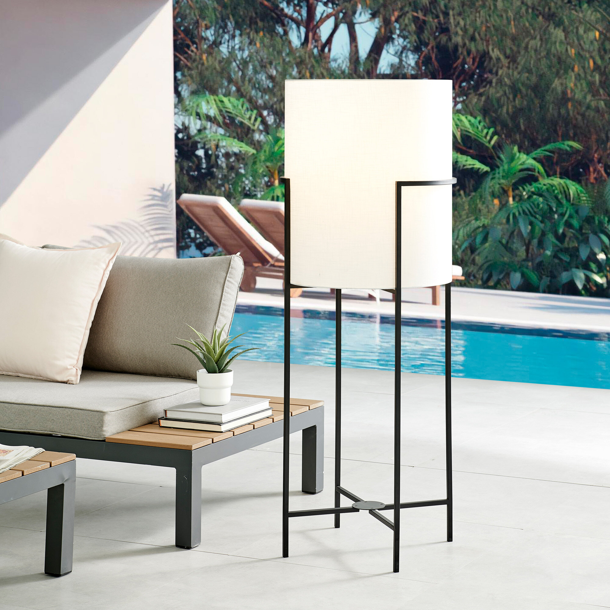 cordless outdoor floor lamp