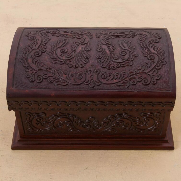 Bloomsbury Market Quellenhof Classic Inspiration Wood Trunk | Wayfair