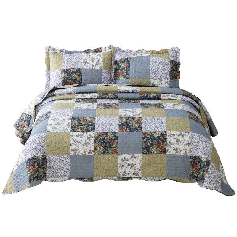 August Grove Karle Vintage Patchwork Reversible Quilt Set