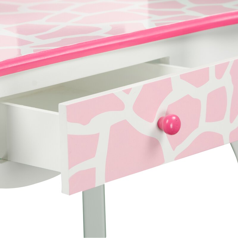 gisele vanity table