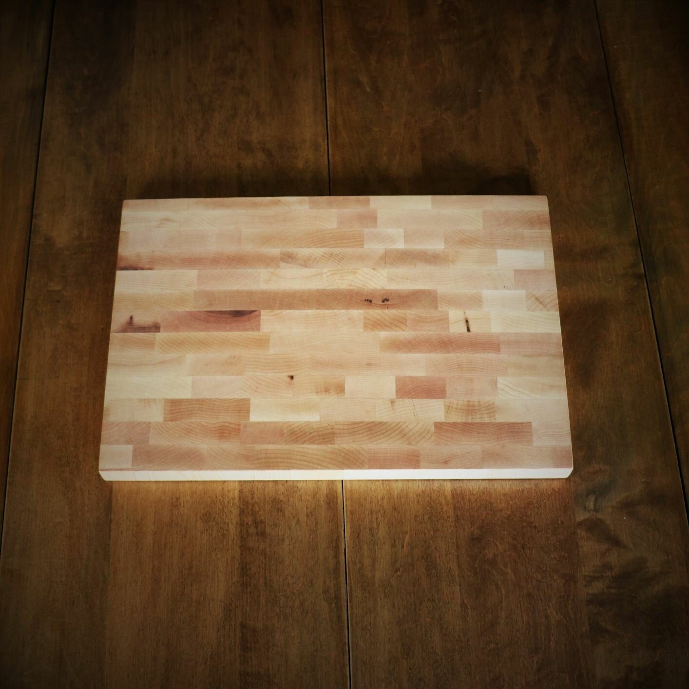 maple wood cutting board