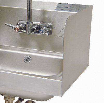High Welded Side Splash For Sinks With Bowl And Deck Mount Faucet