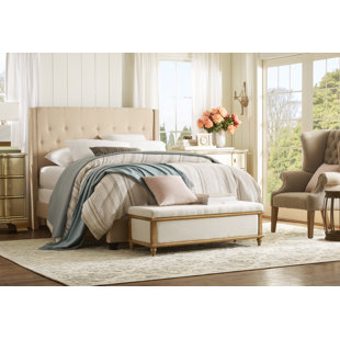 Florie 3 Drawer Chest By House of Hampton Florie 3 Drawer Chest By House of Hampton