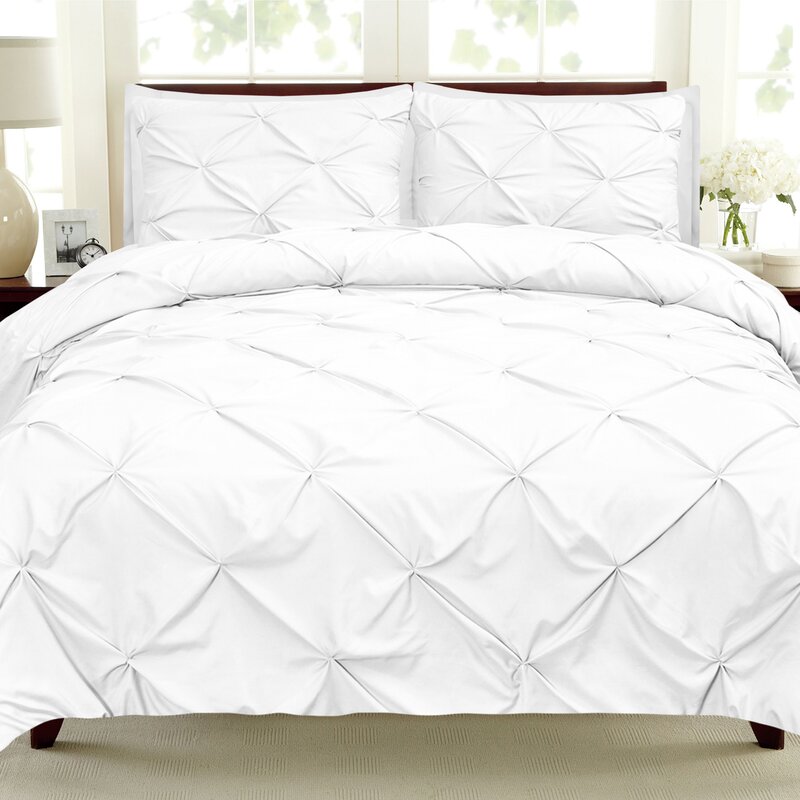 Winston Porter Hartle Luxury Pinch Pleat Pintuck Comforter Set