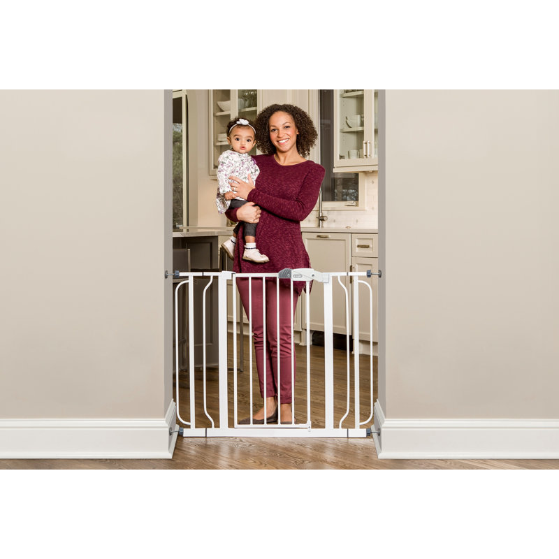 hallway baby gate