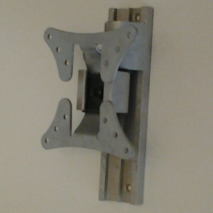 TV Wall Bracket for 19 - 27 Screens