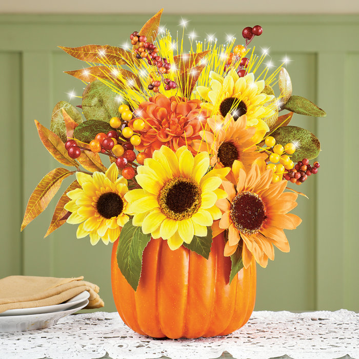 Fall Dining Room Table Decor Ideas With Pumpkin Centerpieces