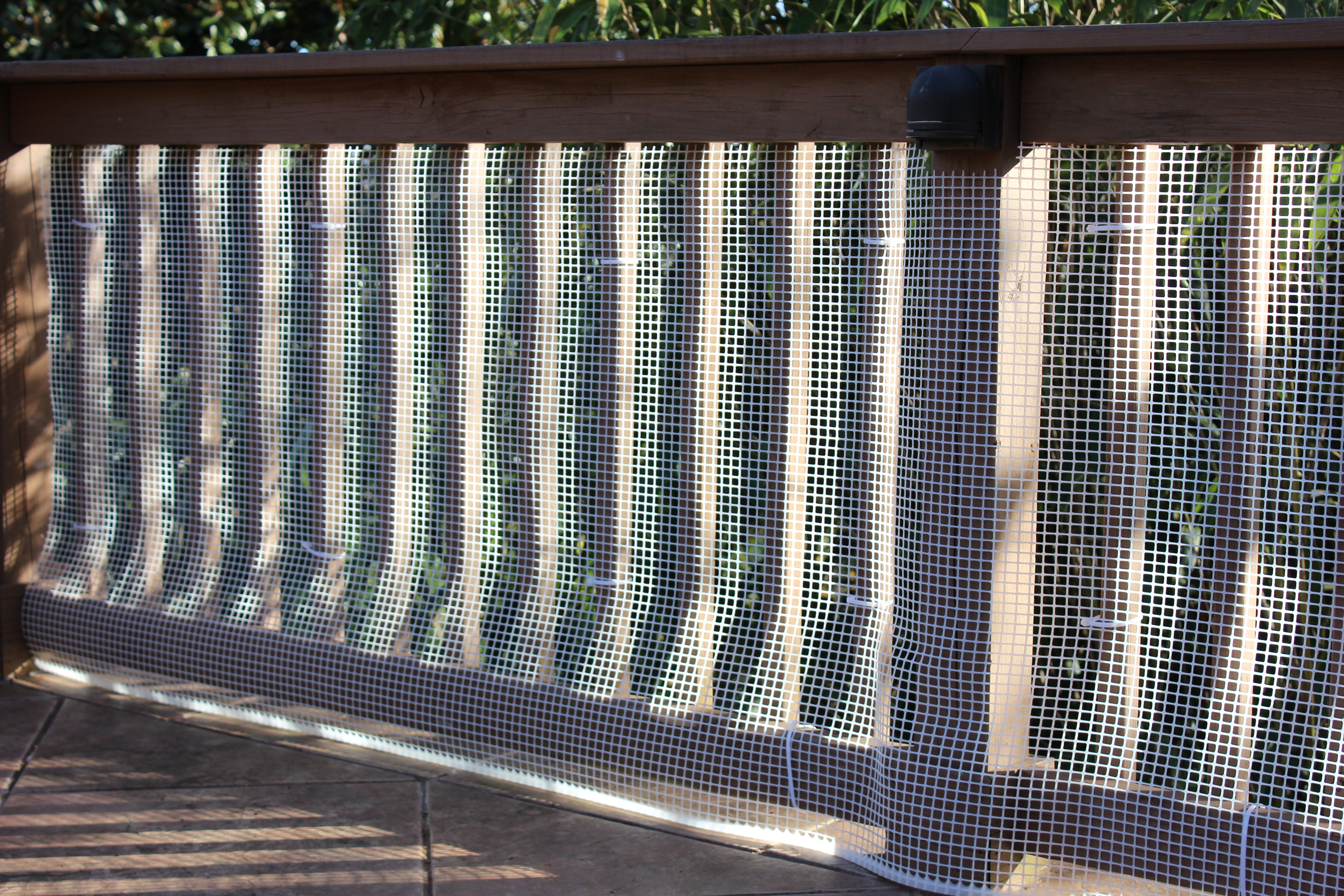 pet gate deck netting