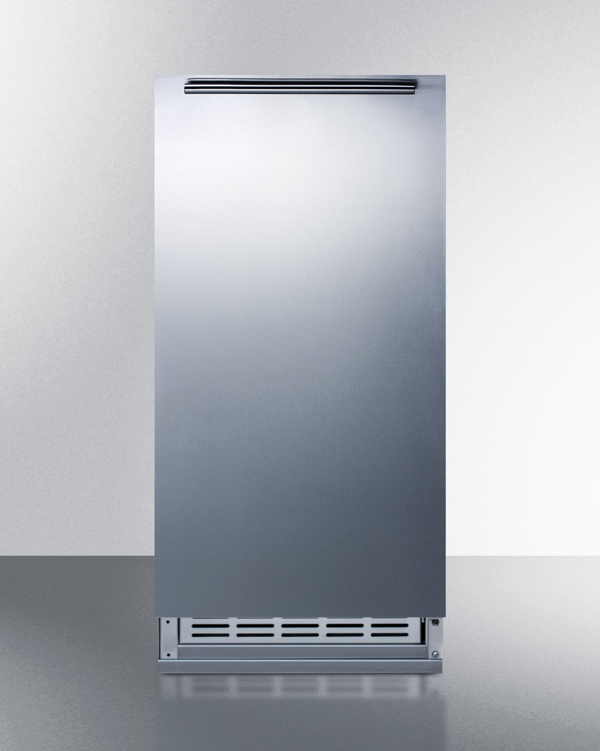 Summit Appliance Summit 15/" 12 lb Daily Production Built-In Ice Maker