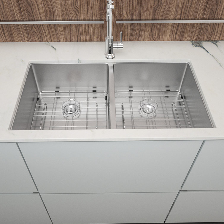 33 Inch Undermount Sink Deep Double Bowl 50/50 18 Gauge Stainless Steel  Kitchen Sink