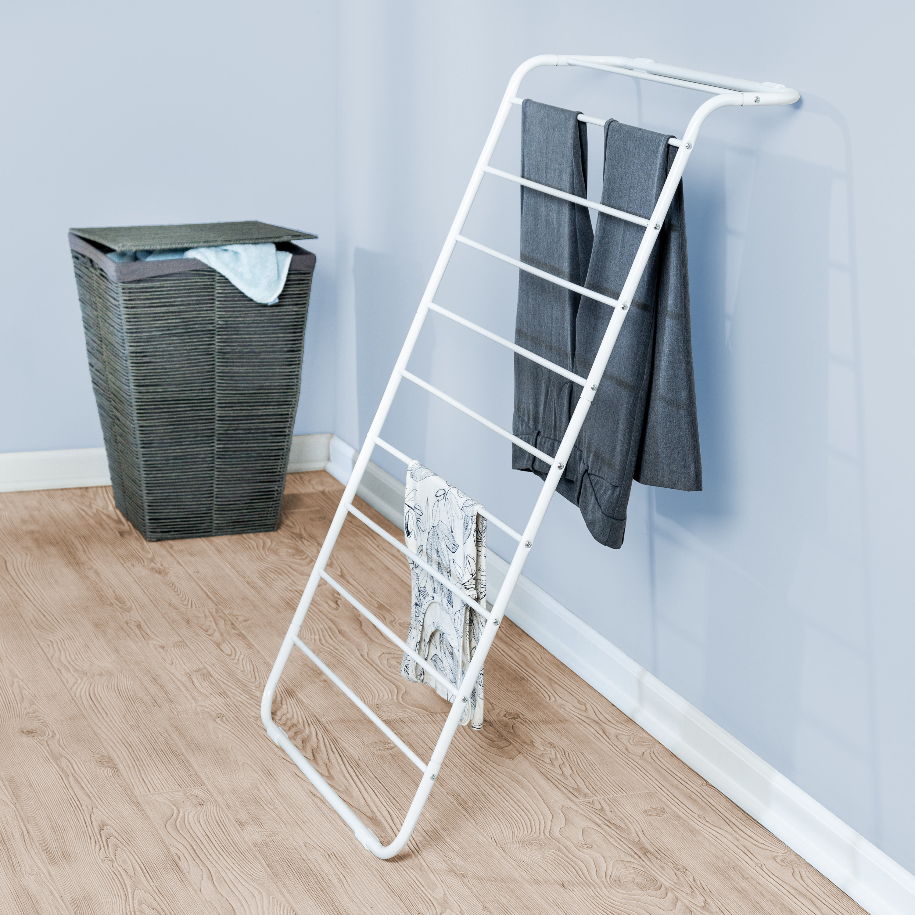 wall mounted drying rack with shelf