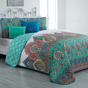 Sander 5 Piece Reversible Quilt Set