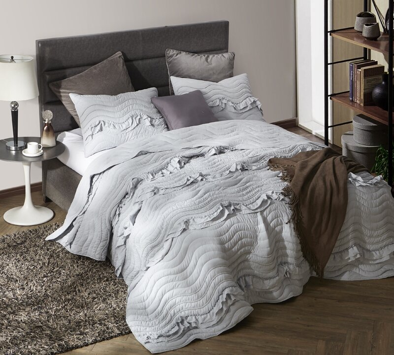 Greyleigh Stuttgart Pom Pom Ruffle Waves Quilt Set Reviews Wayfair