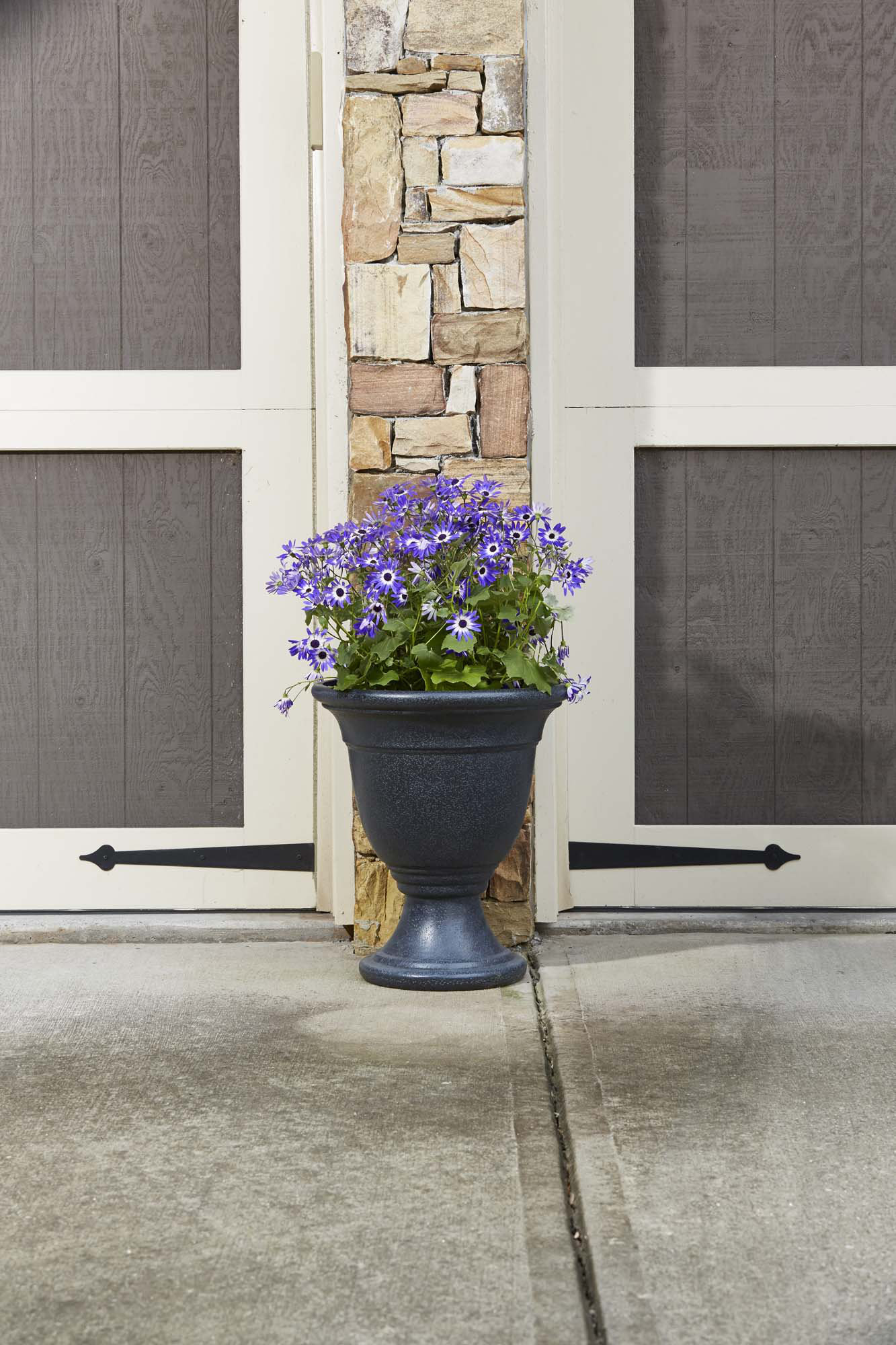 wayfair standing planter on Red Barrel Studio Dartee Resin Pot Planter Reviews Wayfair