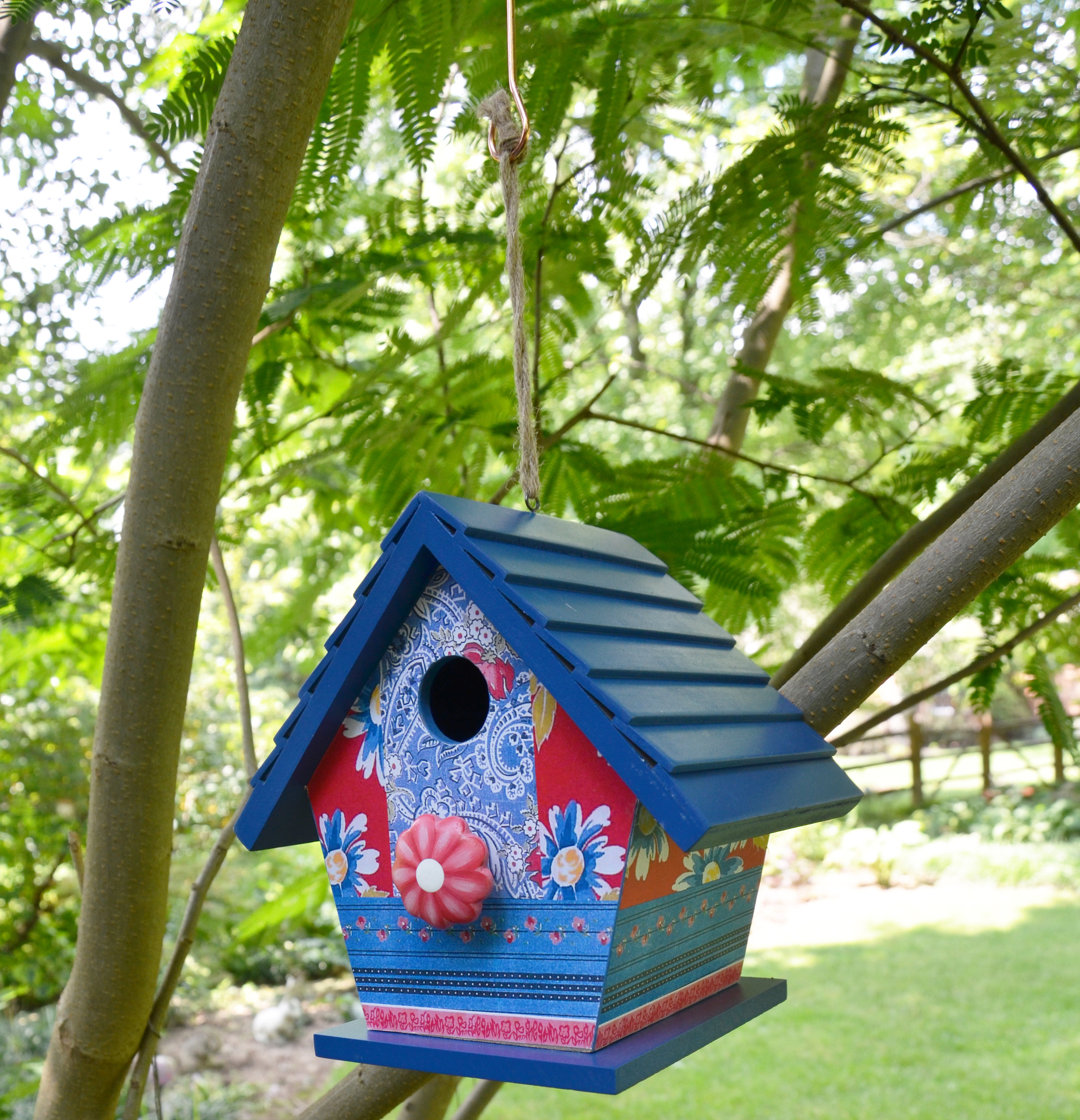 Rcs Gifts Patchwork 8 In X 8 In X 6 In Birdhouse Wayfair