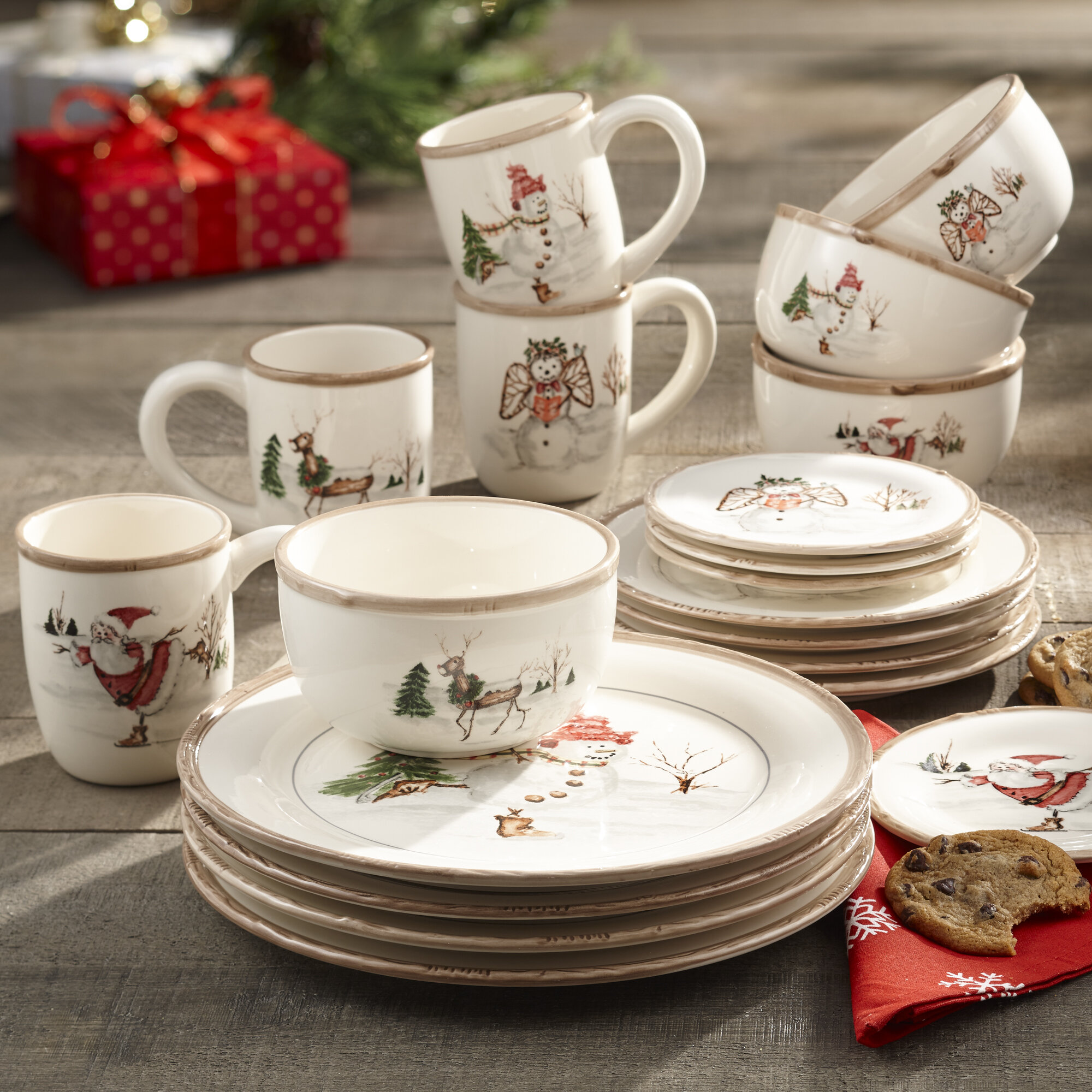 Посуда на новый год. American Atelier посуда. Dinner Set 124pcs. Купить посуду Family Christmas фото.