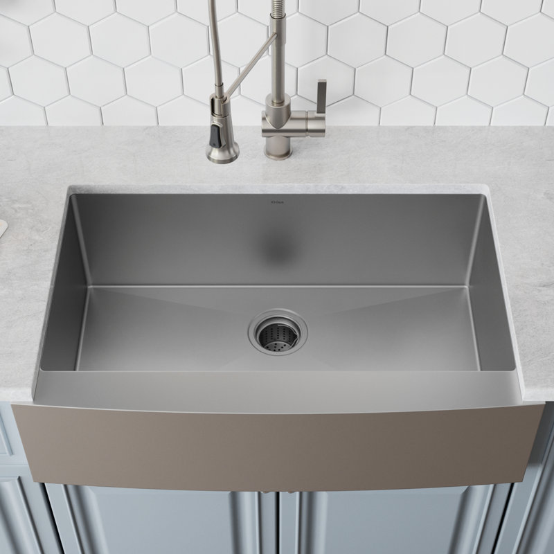 33 L X 21 W Farmhouse Apron Kitchen Sink With Basket Strainer