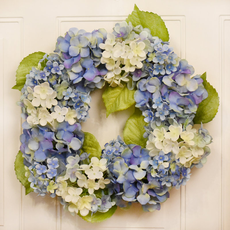 Hydrangea 18" Wreath
