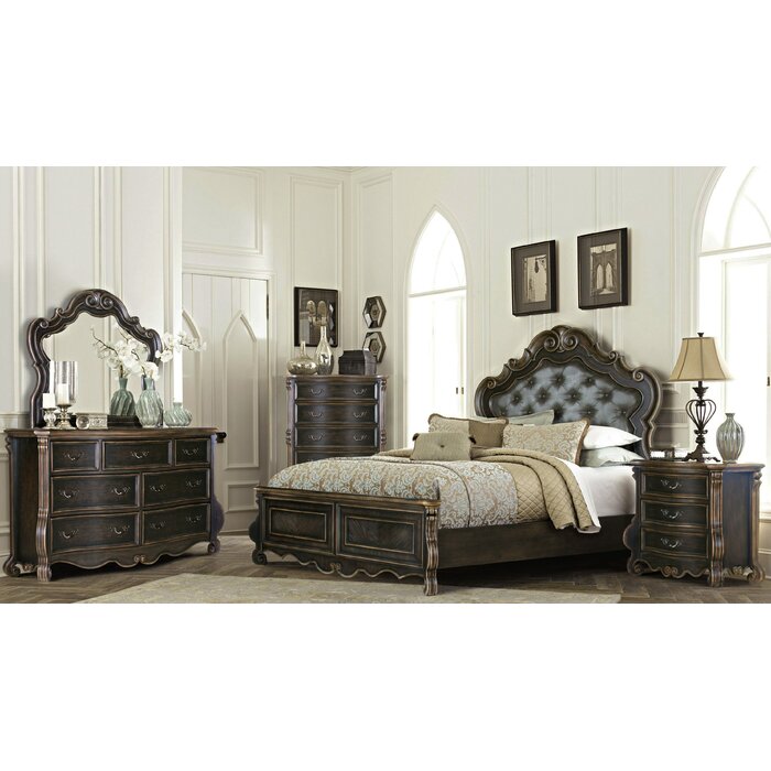 Finck Queen Standard 4 Piece Bedroom Set