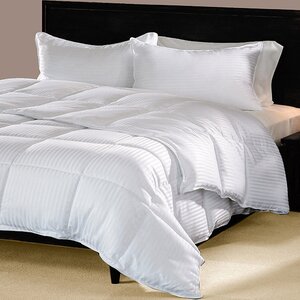 Superior Midweight Down Alternative Comforter