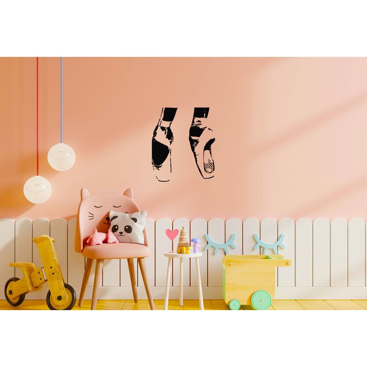 Ballet slipperas with bow   vinyl wall decal 