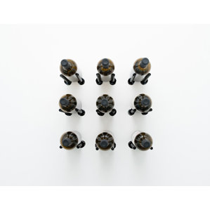 9 Bottle Wall Mounted Wine Bottle Rack..