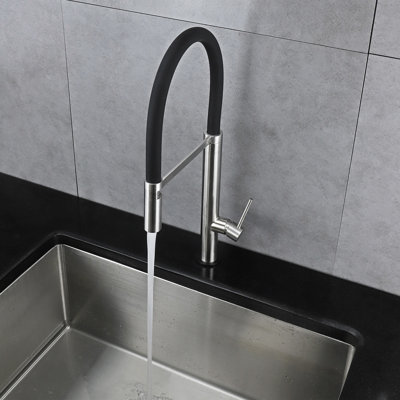 pull down single handle kitchen faucet