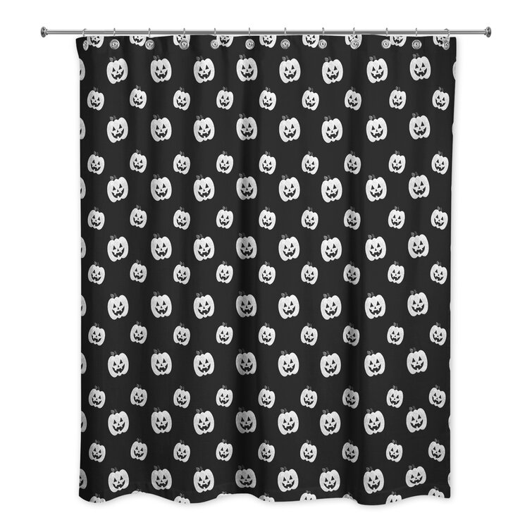 Multi-size 12 Hook White Skull Ghost Expression Package Shower Curtain Polyester 
