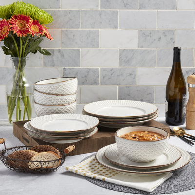 Hub 12 Piece Dinnerware Set, Service for 4