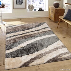 Hand-Tufted Ivory/Brown Area Rug
