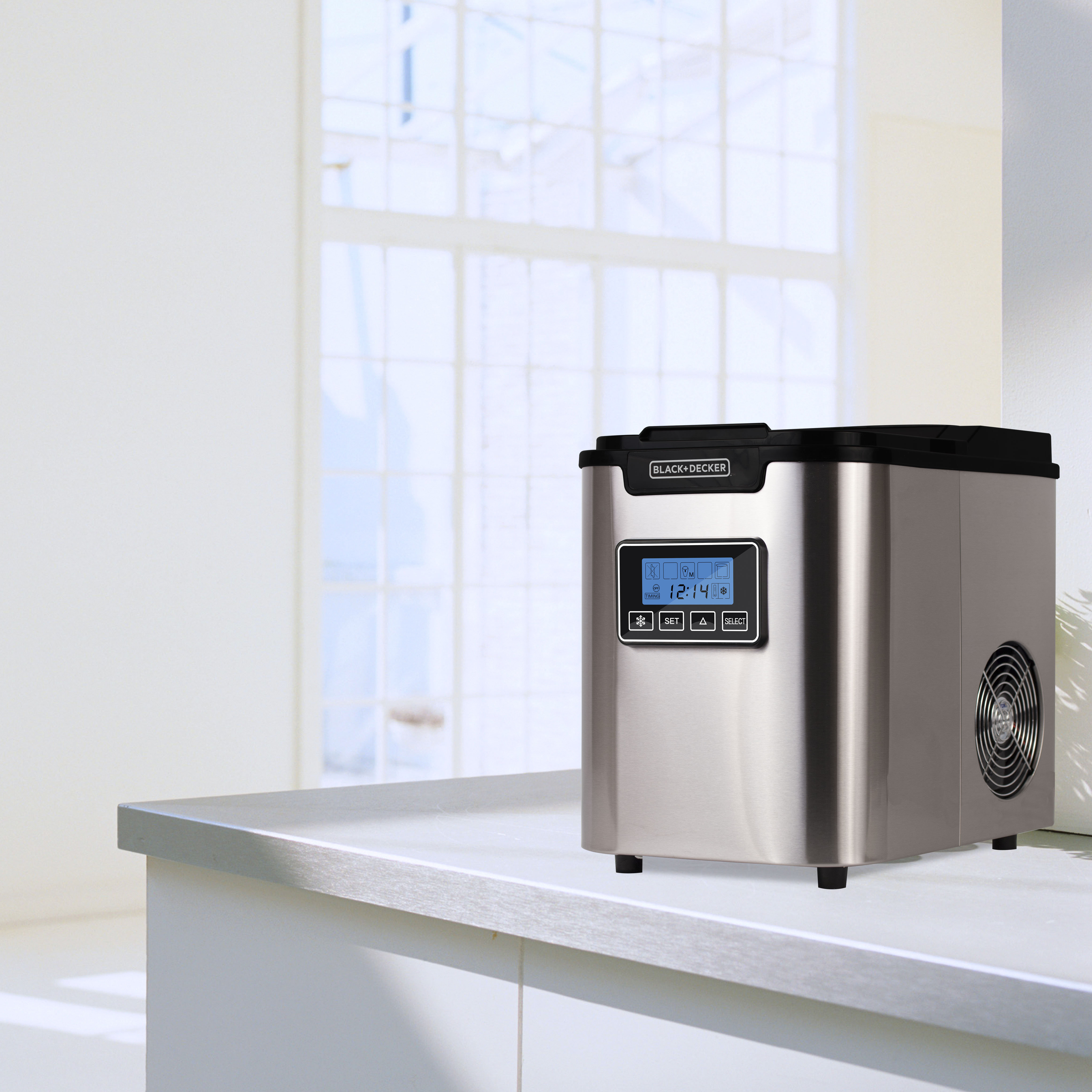 Black Decker 26 Lb Lb Daily Production Clear Ice Portable Ice Maker Reviews Wayfair