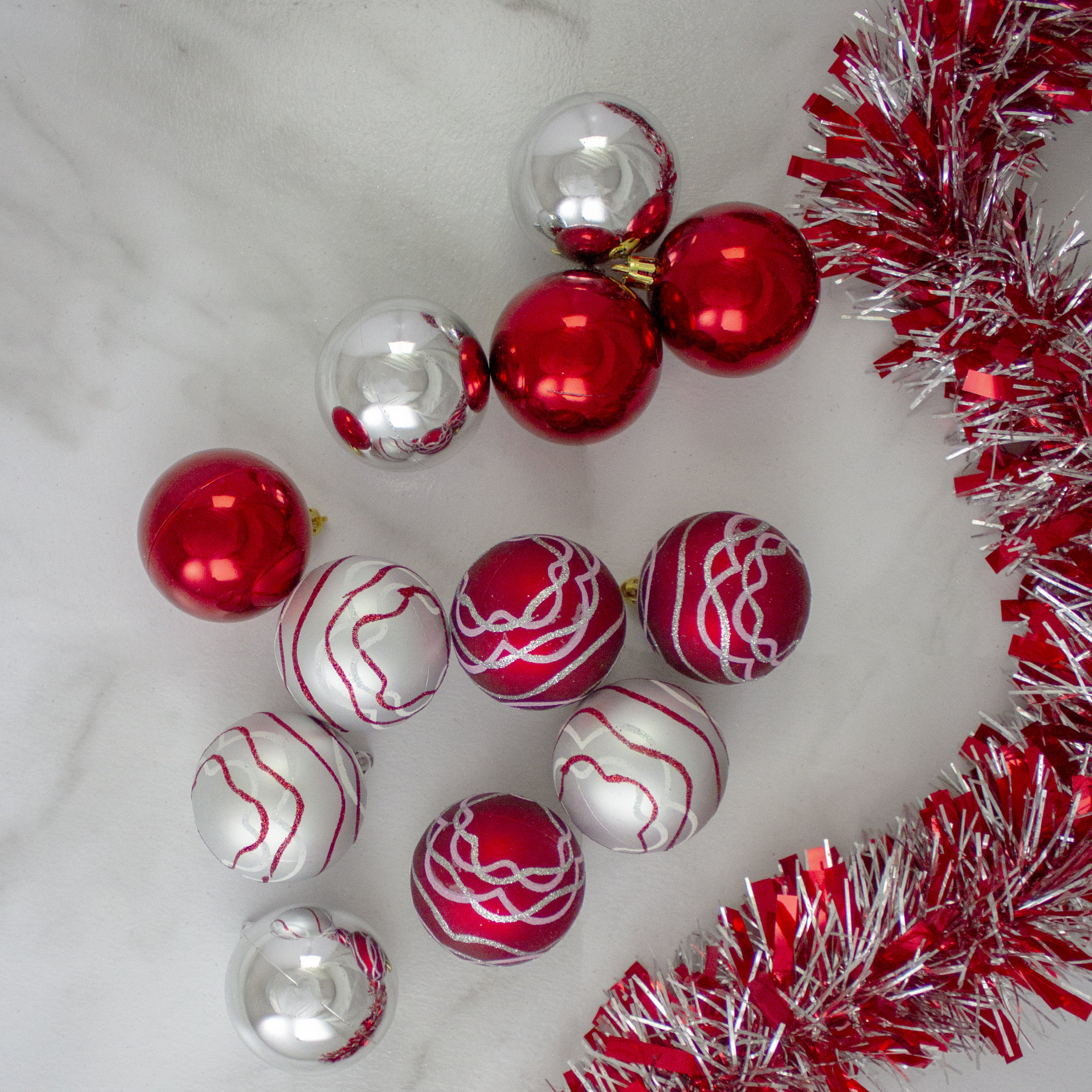 ball ornament set