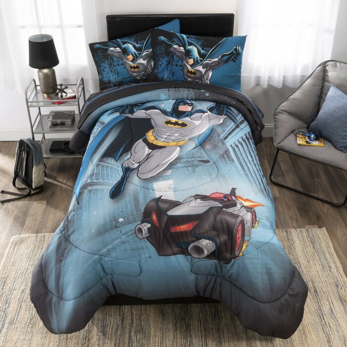 Batman Guardian Speed Reversible Comforter Set