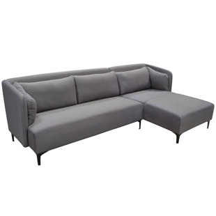 Goodlett Sectional by Ivy Bronx