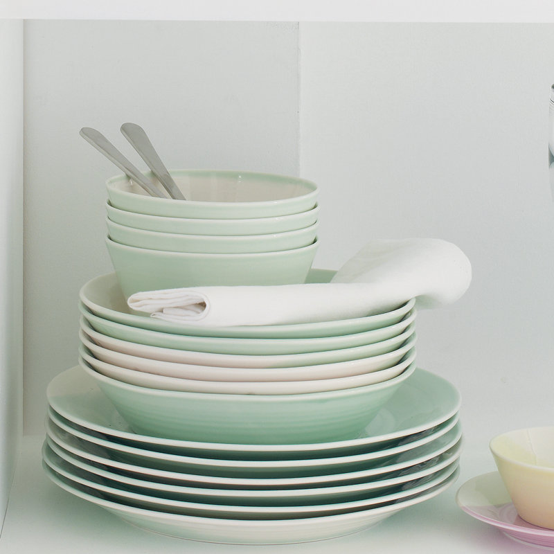 Royal Doulton 1815 16 Piece Dinnerware Set Service For 4