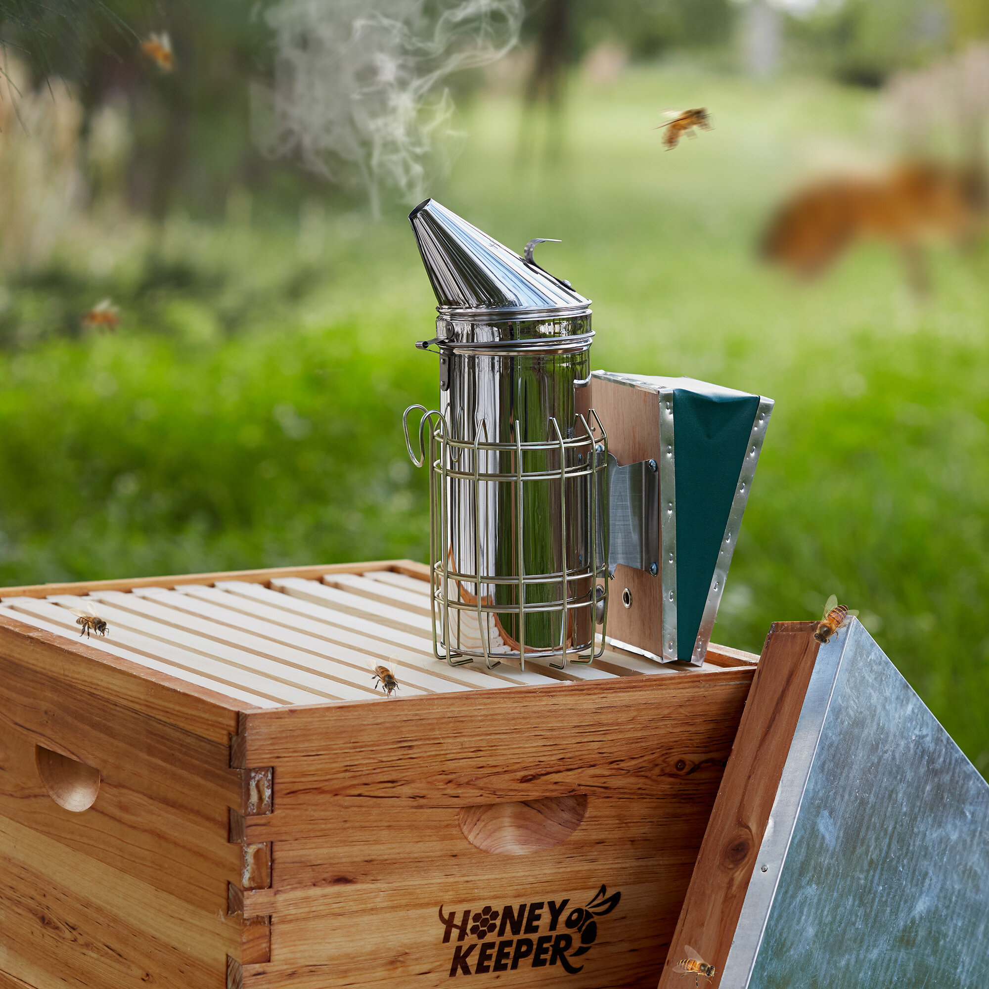 Bee Hive Smoker Heat Shield Calming Beekeeping Equipment Tool Silver Safty Tools 